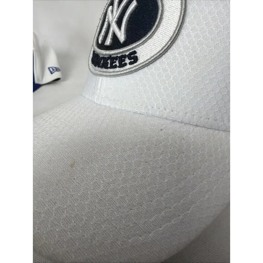 New Era 39THIRTY New York Yankees Hat Cap Large Logo Size Large /XLarge MLB